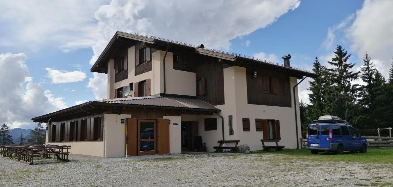 Rifugio Garibaldi LEDRO Exteriér fotografie